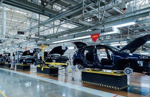 汽车零配件与住宿服务的多元化经营策略